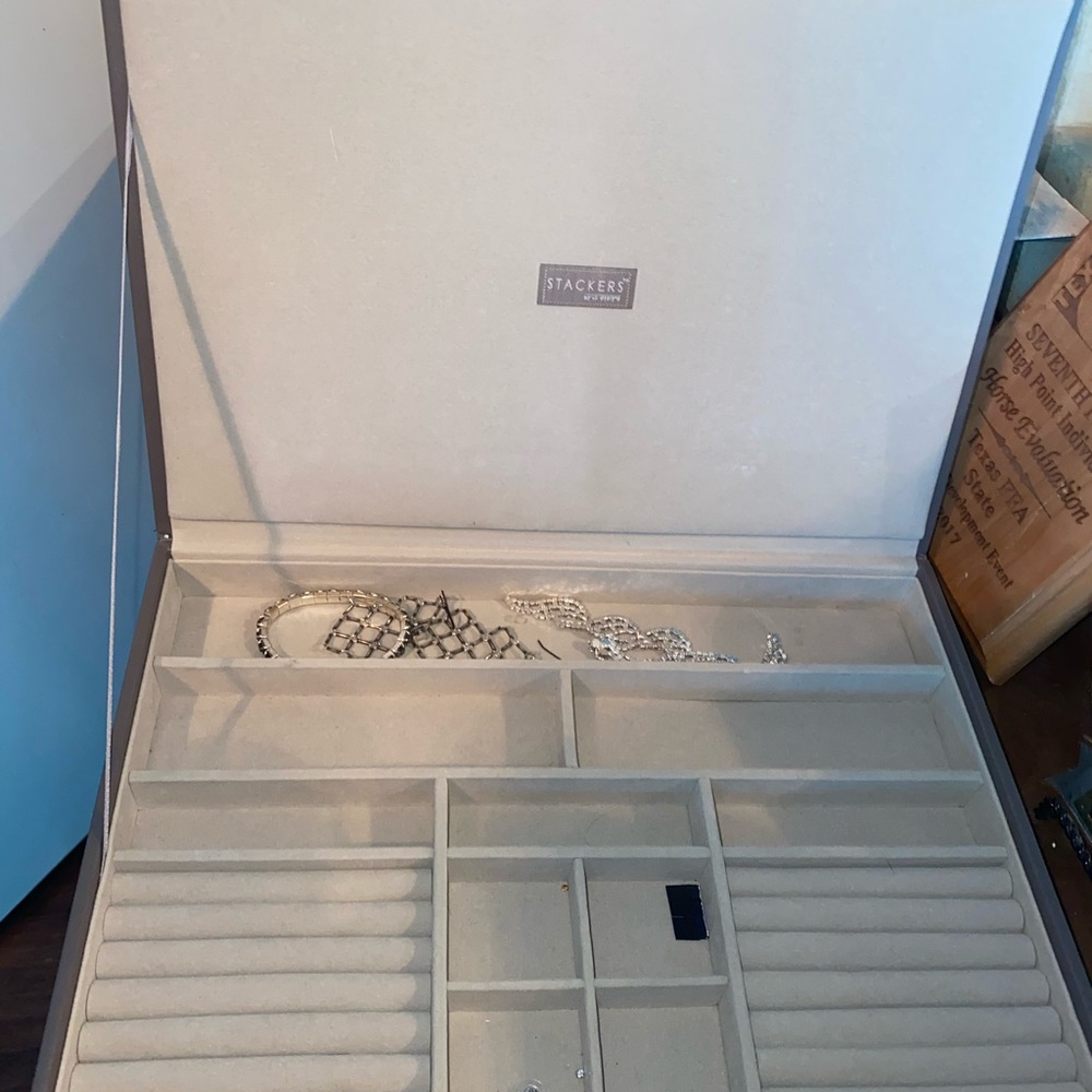 Stackers jewelry box